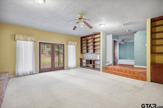 508 Cedar Street, Overton, TX 75684