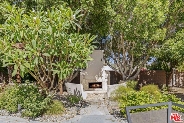 74744 Yucca Tree Drive, Palm Desert, CA 92260