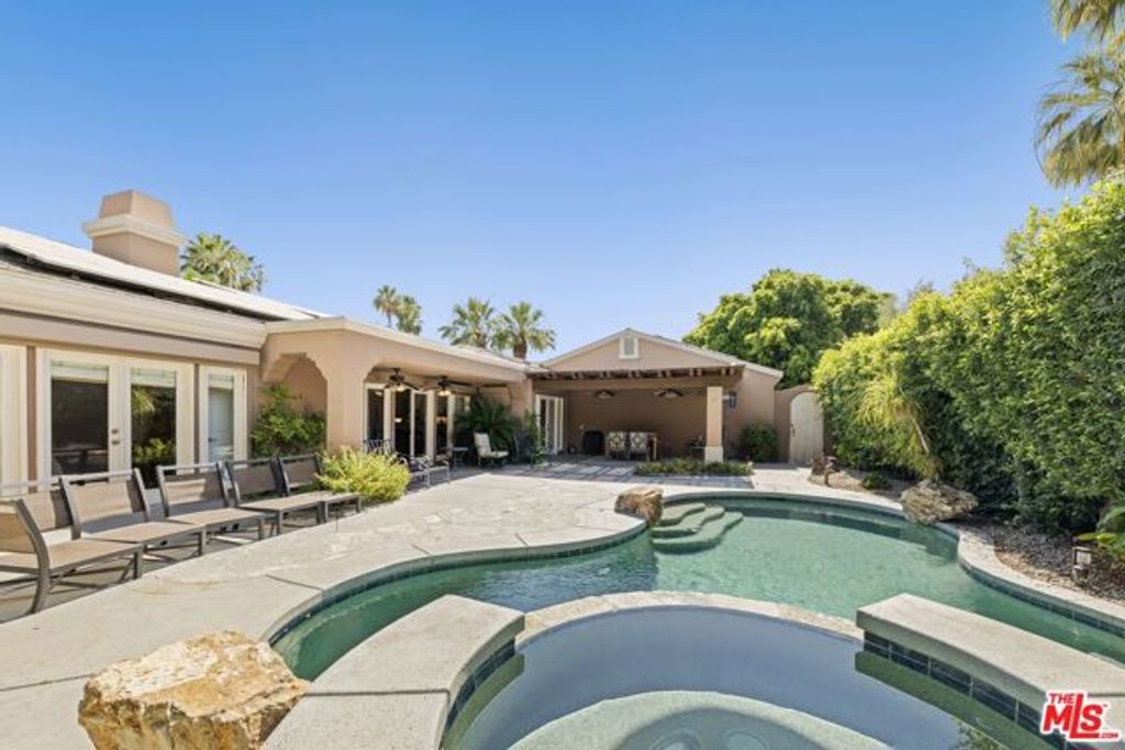 74744 Yucca Tree Drive, Palm Desert, CA 92260
