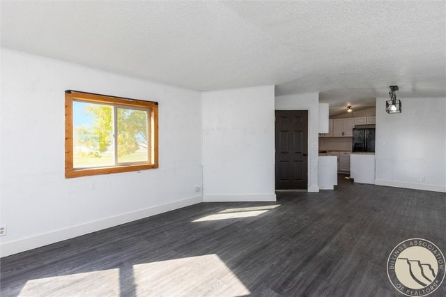 711 Cougar CIRCLE, Laurel, MT 59044