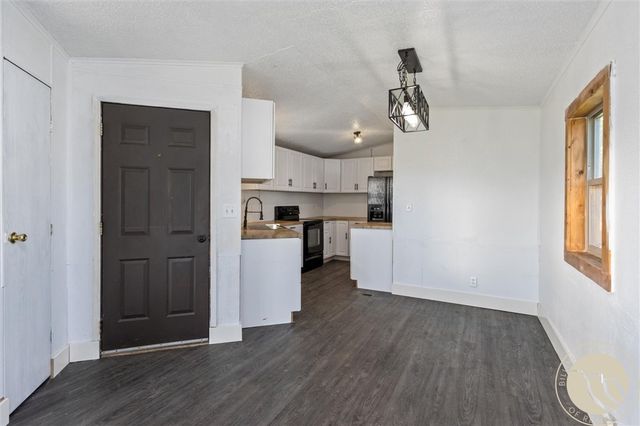 711 Cougar CIRCLE, Laurel, MT 59044