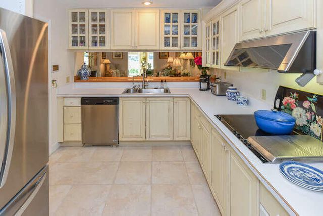 12790 SE Berwick Court, Hobe Sound, FL 33455