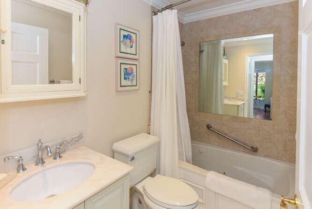 12790 SE Berwick Court, Hobe Sound, FL 33455