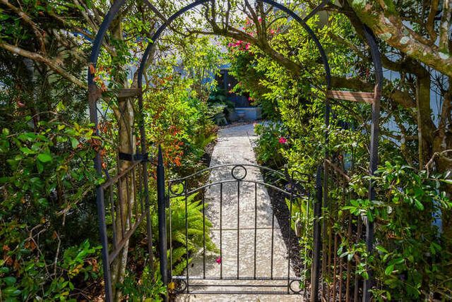 12790 SE Berwick Court, Hobe Sound, FL 33455