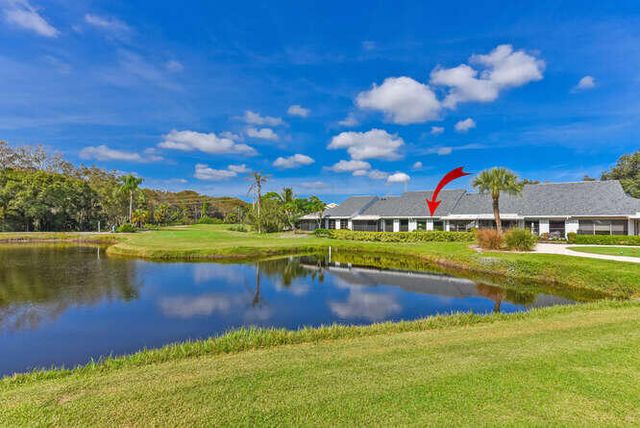 12790 SE Berwick Court, Hobe Sound, FL 33455