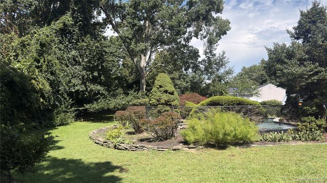 128 Rocky Point Landing Road, Rocky Point, NY 11778