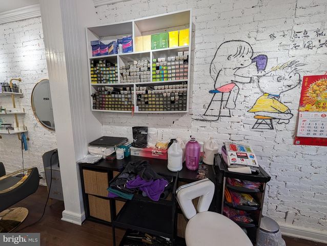861 W 36TH ST W, Baltimore, MD 21211