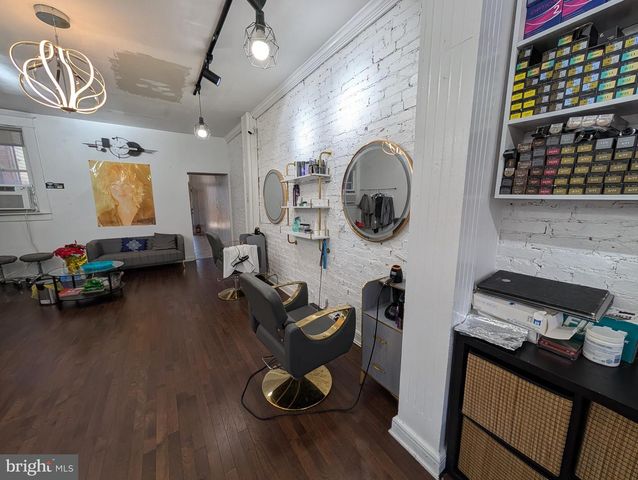 861 W 36TH ST W, Baltimore, MD 21211