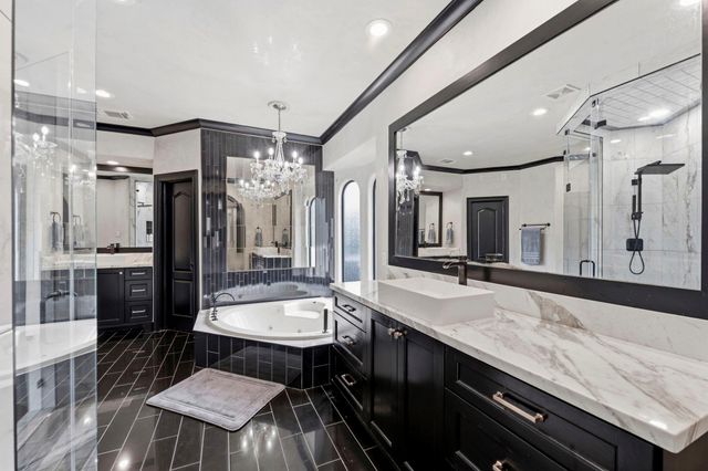 9059 Crighton Crossing Drive, Conroe, TX 77302