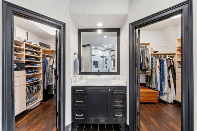 9059 Crighton Crossing Drive, Conroe, TX 77302