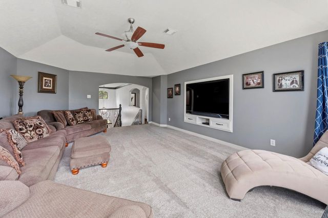 9059 Crighton Crossing Drive, Conroe, TX 77302