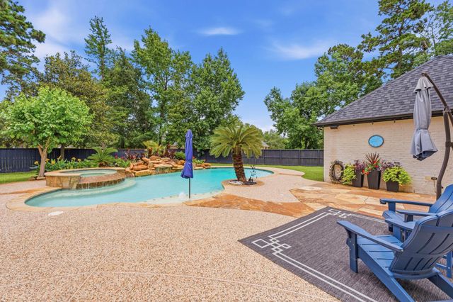 9059 Crighton Crossing Drive, Conroe, TX 77302