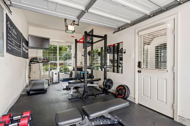 9059 Crighton Crossing Drive, Conroe, TX 77302