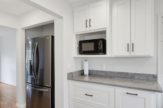 2489 Nieto Way, Medford, OR 97504