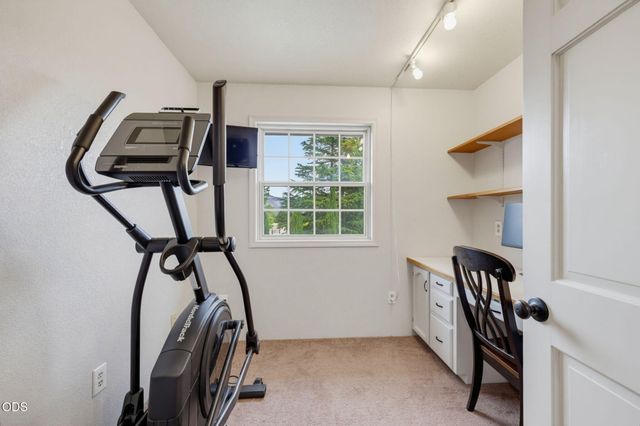 2489 Nieto Way, Medford, OR 97504