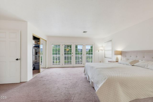 2489 Nieto Way, Medford, OR 97504