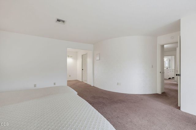 2489 Nieto Way, Medford, OR 97504