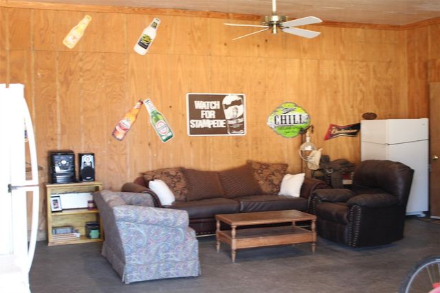 7777 County Road 2120, Grapeland, TX 75844