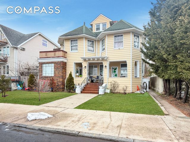 4215 Atlantic Avenue, New York City, NY 11224