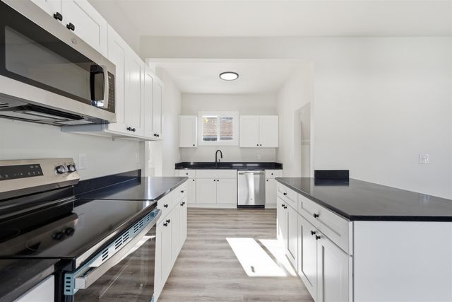 1418 E Pacific Ave, Spokane, WA 99202