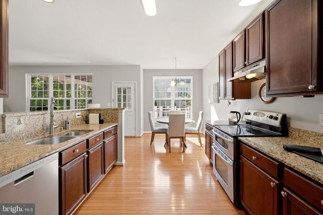 35555 SARASOTA ST, Round Hill, VA 20141