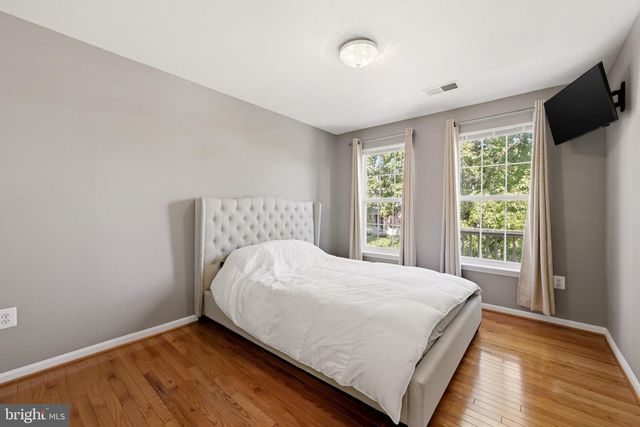 35555 SARASOTA ST, Round Hill, VA 20141