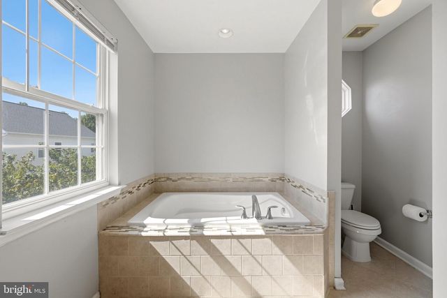 35555 SARASOTA ST, Round Hill, VA 20141