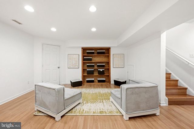 35555 SARASOTA ST, Round Hill, VA 20141