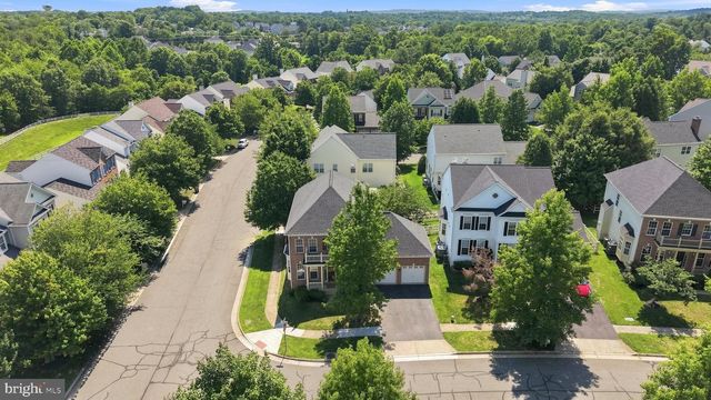 35555 SARASOTA ST, Round Hill, VA 20141