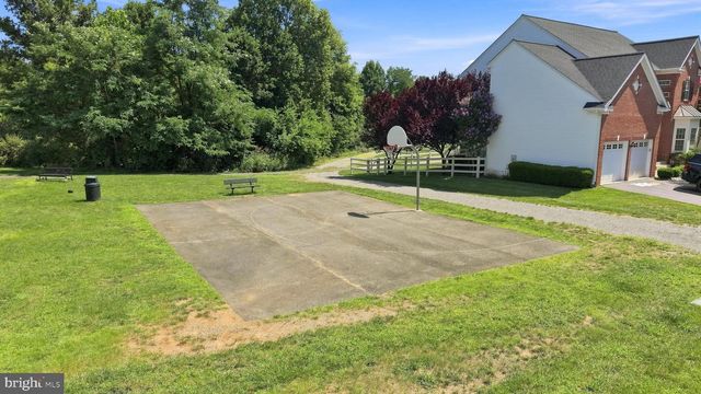 35555 SARASOTA ST, Round Hill, VA 20141