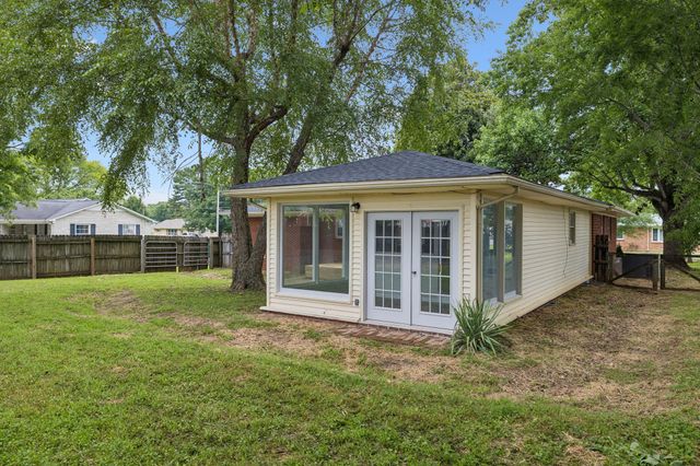 723 Nichols St, Pulaski, TN 38478