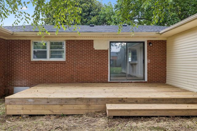 723 Nichols St, Pulaski, TN 38478