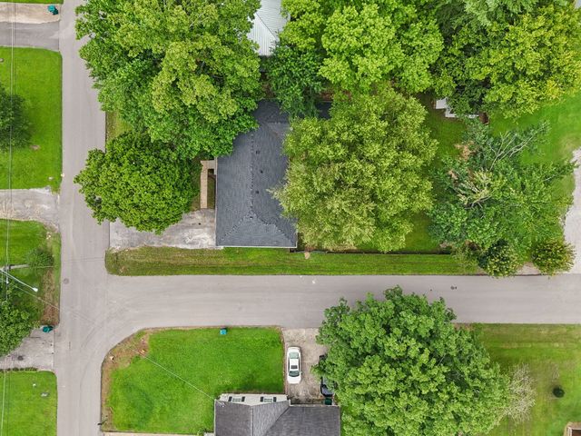 723 Nichols St, Pulaski, TN 38478