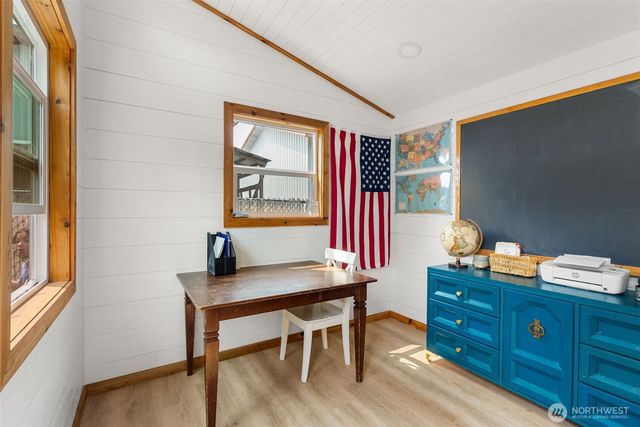310 E Cedarcrest Court, Napavine, WA 98565