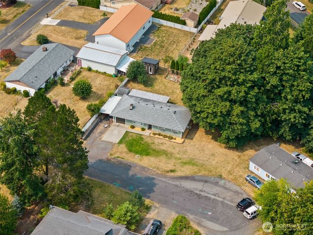 310 E Cedarcrest Court, Napavine, WA 98565