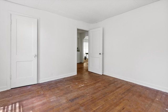 N2404 Loverture DRIVE, Burlington, WI 53105