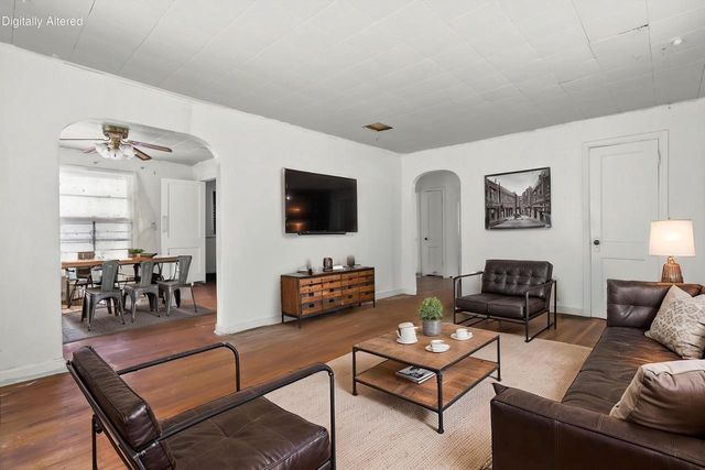 N2404 Loverture DRIVE, Burlington, WI 53105
