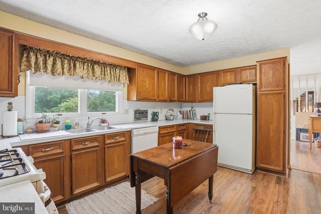 3704 CEDAR CREEK RD, Star Tannery, VA 22654