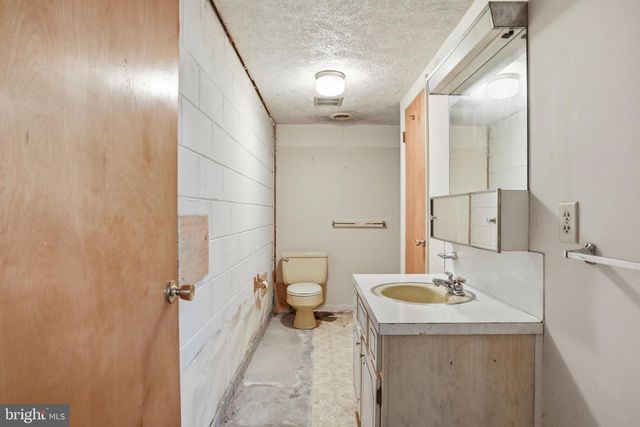 3704 CEDAR CREEK RD, Star Tannery, VA 22654