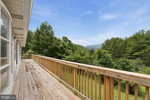 3704 CEDAR CREEK RD, Star Tannery, VA 22654