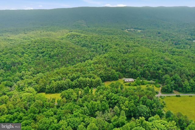 3704 CEDAR CREEK RD, Star Tannery, VA 22654
