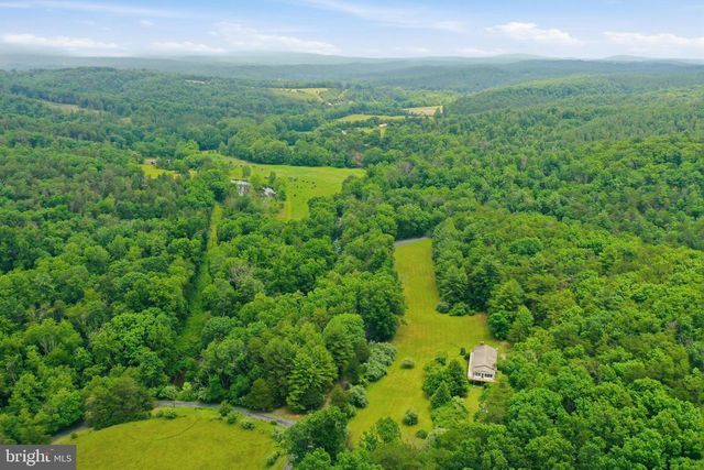 3704 CEDAR CREEK RD, Star Tannery, VA 22654
