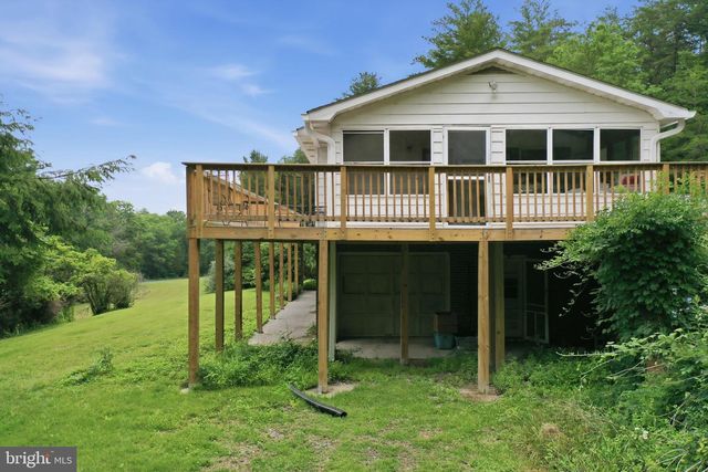 3704 CEDAR CREEK RD, Star Tannery, VA 22654
