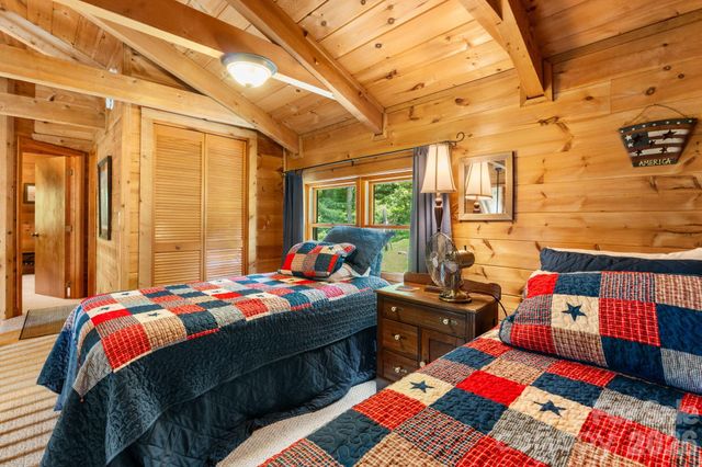 122 Cedar Cove Lane, Zionville, NC 28698