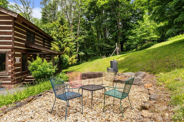 122 Cedar Cove Lane, Zionville, NC 28698