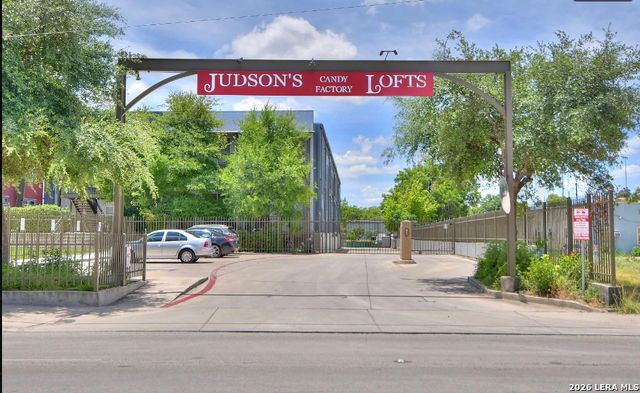 831 S Flores St Ste 3210, San Antonio, TX 78204
