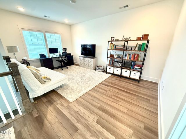 108 Acorn Crossing Road, Holly Springs, NC 27540