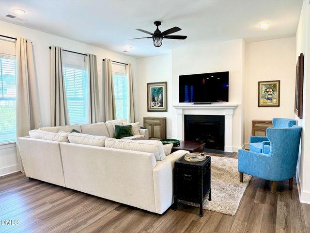 108 Acorn Crossing Road, Holly Springs, NC 27540