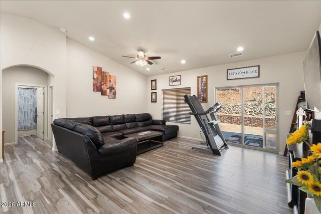 14301 E AVALON Drive, Dewey, AZ 86327