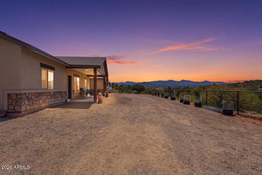 14301 E AVALON Drive, Dewey, AZ 86327